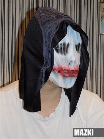 Маска Призрак с капюшеном
