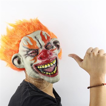 Безбашенный клоун - фото 31819