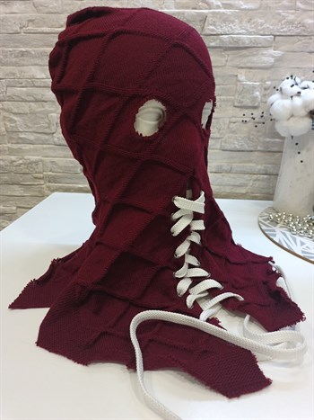 Балаклава Брэндона Брайера из фильма "Гори, гори ясно" / BrightBurn - фото 39411