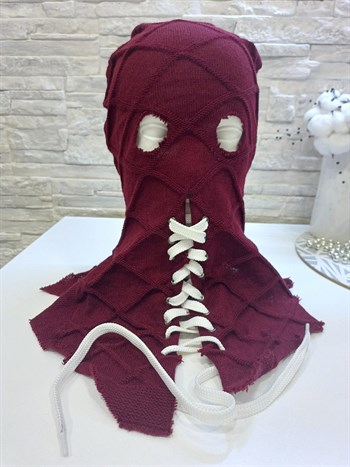 Балаклава Брэндона Брайера из фильма "Гори, гори ясно" / BrightBurn - фото 39412