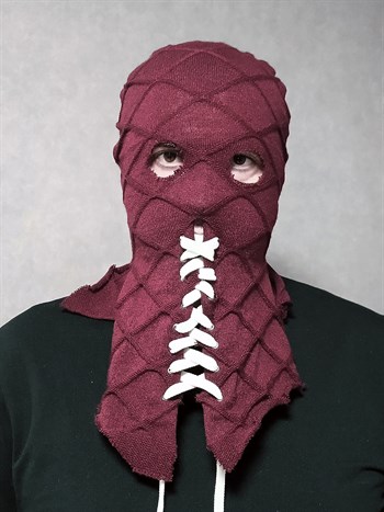 Балаклава Брэндона Брайера из фильма "Гори, гори ясно" / BrightBurn - фото 39419