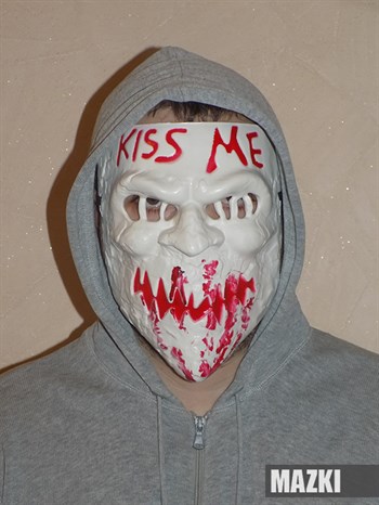 Kiss Me (Судная ночь 3) - фото 33594