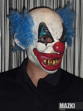 Страшный клоун с синими волосами - фото 34719